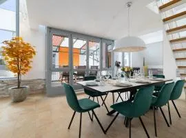 HELLOFLATS - Luxus-Penthouse - Balkon - Parking - Zentrum - Therme - Nähe Flughafen MUC