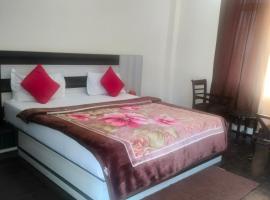 Viesnīca Hotel Naddi Heights pilsētā Daramsala, netālu no vietas Kangra Airport - DHM