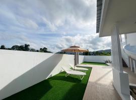 M2H Poolvilla Cha-am, hotel in Ban Hup Kaphong