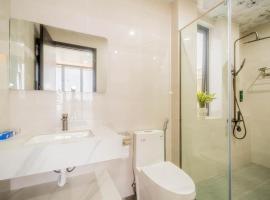 Village FLC Sầm Sơn có bể bơi, bàn Bida, ξενοδοχείο σε Thanh Hóa