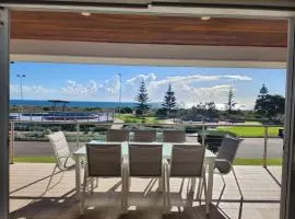 The Beach House, Unit 68 Seafront Estate
