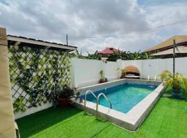 Dona's Residence, cabaña o casa de campo en Kumasi