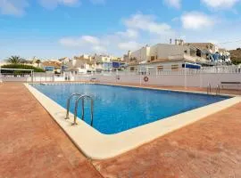 2 Bedroom Awesome Home In Santa Pola