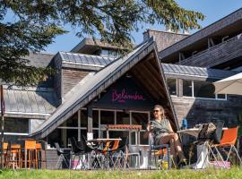 Belambra Clubs Superbesse - Le Chambourguet: Super Besse şehrinde bir tatil köyü