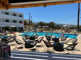 Sunset Paradise Resort, hotel di Adelianos Kampos