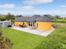 Awesome Home In Frederikshavn With Wifi