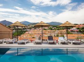 Le 15-Appartments Collioure, hotell med jacuzzi i Collioure