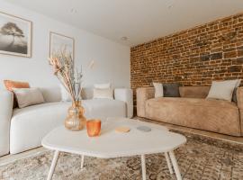 't Valkennest, hotel v destinaci Zwalm