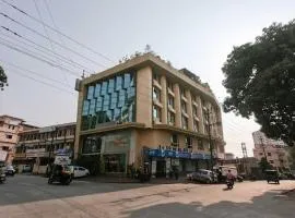 Srinivas Saffron Hotel