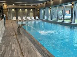 Blue Mare Dubai Kasprowicza 20B, FREE Parking, Pool, Jacuzzi, Sauna, Gym