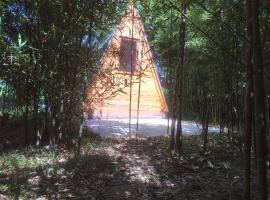 Glamping for couples in tent, Camp Eucalyptus Slovenia, luxusní stan v destinaci Kapele