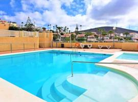 Nice Apartment with Swimmingpool, Wifi and Free Parking in Arguineguin, lägenhet i Arguineguín