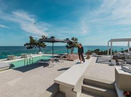 360ᵒ Luxury View Collection - Adults Only, hotel z jacuzziji v mestu Limenaria