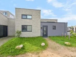 Awesome Home In Lembruchdümmer See