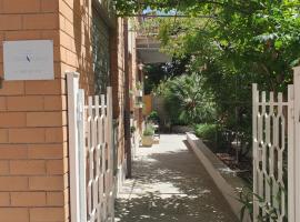Hotel Cormorano, hotel Pedasóban