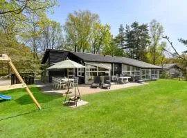 Awesome Home In Glesborg With Kitchen