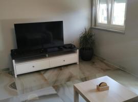 Apartment Luki, hotel with parking in Povile