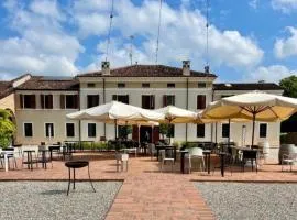 OSTERIA DI CIMBRIOLO E DORMIRE AL CIMBRIOLO