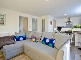 Wheal Amelia - Free WiFi - Parking - Pet Friendly - On-site Activities