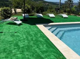 Quinta da Travessa, hotel v destinaci Cinfães