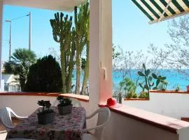 Appartamento in Villa direttamente sul Mare-Villa Rubino