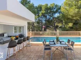 Villa La Morena by Abahana Villas