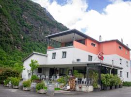 Ristorante Groven, hotel v destinaci Lostallo