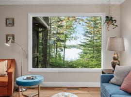 Lake Front-fishing-all sports Bass Lake Sanctuary, hotel di Traverse City