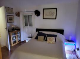 studio, guest house in Cassis