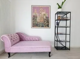 HERON Apartment