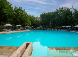 GHL Hotel Club el Puente, hotelli kohteessa Girardot