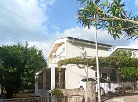 Holiday Home Family - 100m from sea