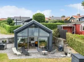 Awesome Home In Hejls