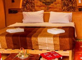 Auberge Kasbah Dar Sahara Tours, hotel a M'Hamid