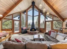 4BR Tahoe Retreat in Prime Location
