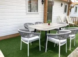 Chalet Between Ostend and Bruges