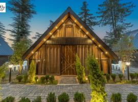 BlackPearl Cottages - Kufri, semesterhus i Shimla