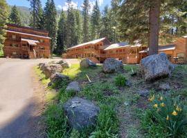 Eagle Cap Chalets, hotel v destinaci Joseph