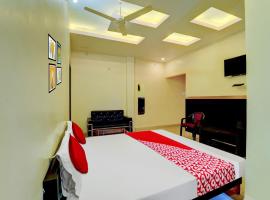 OYO Flagship Hotel Centre Point, hotel a Chupra