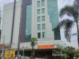 Hotel Dunkin Grand Banjara Hills- Live Kitchen-Free Lavish Buffet Breakfast