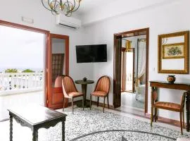 Kaminia Holiday Homes