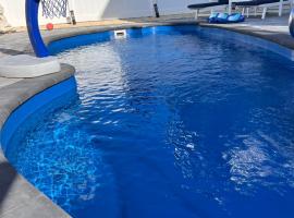 LBI - Pool Hot Tub Beach Block Pet Friendly NEW CONSTRUCTION, hotel v destinaci Long Beach