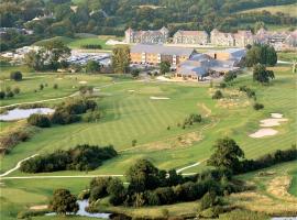 The Wiltshire Hotel, Golf and Leisure Resort โรงแรมที่มีจากุซซี่ในสวินดอน