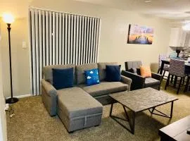 Cozy Clearwater Townhouse: 6 Miles from Beach