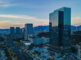 Tonglu World Trade SSAW Boutique Hotel