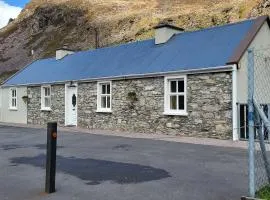 Colleen Bawn Cottage Gap Of Dunloe Kerry
