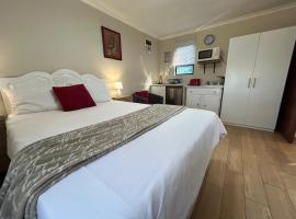 Khaled Estate Cottages, hotel en Hillcrest