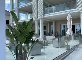 Hotel Petite Fleur, hotel v destinaci Alba Adriatica