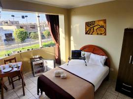 Starlight Inn, beach hotel in Pisco