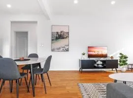 Nth Central 3BR - Split Systems throughout & Wifi